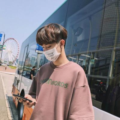 2022阳光帅气超有范的男生微信头像 没有期待也不会有惊喜