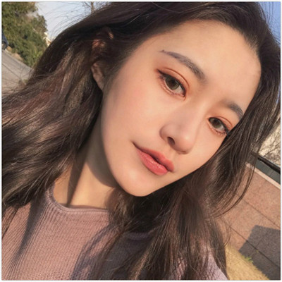 微信个性签名超拽霸气女2022 优秀的女孩子连胸都是A