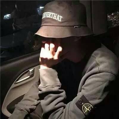 微信心灰意冷的个性签名长篇 心痛却无止境的蔓延