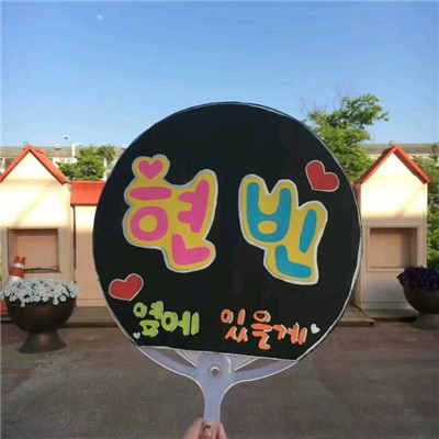 微信形容姐妹间的友谊个性签名暖 剪掉刘海我们还是好朋友