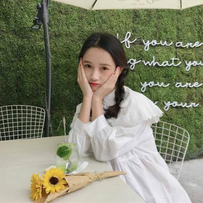 小清新又复古的女生文艺昵称大全 时光向来熬人