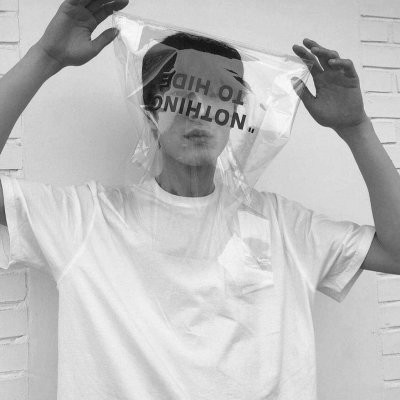 2022最潮微信头像男生黑白超酷 你从来不会在乎爱你的人少了我