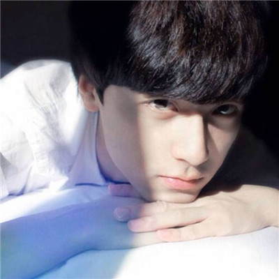 微信头像男生霸气冷酷帅气 微信比较吸引人的男头像图片