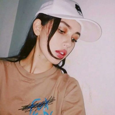 微信欧美头像女生超拽2022最新 有趣的单身好过将就的爱情