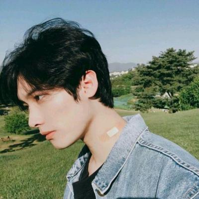 微信男生头像帅气冷酷2022精选 越小心翼翼越输得彻底