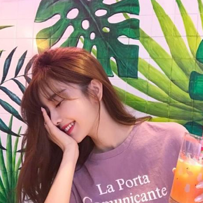 微信唯美个性签名女生诗意2022 心若是下着雨梦境又怎会放晴