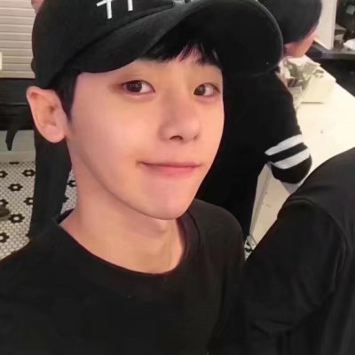 男生短发阳光帅气头像2022大全 1G的大脑袋装了2G的烦恼