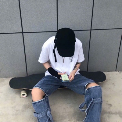 微信时尚潮男头像2022最新 帅气有个性的男生头像