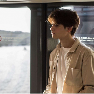 2022潮流男生欧美范霸气头像 如无风夜晚的雪花静静沉积在心底