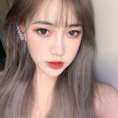 时尚气质女生头像超好看 逆风的方向更适合飞翔