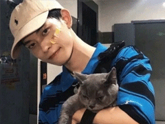 微信网名男生经典最新版 一个黑衣欧巴