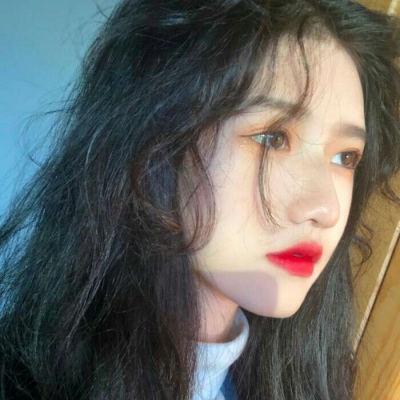 最流行的时尚女生头像 集美聚会快乐加倍