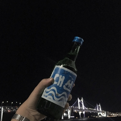 很火的忧伤难过微信网名 深知我不配