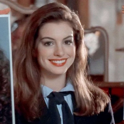 欧美范甜美清新好看微信头像 不是互相喜欢痴情就是别人的负担