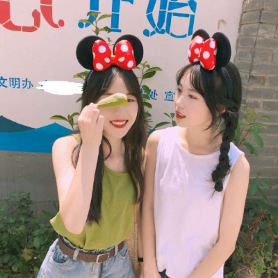 2022小清新闺蜜头像两人一对 姐妹做我的小公主吧