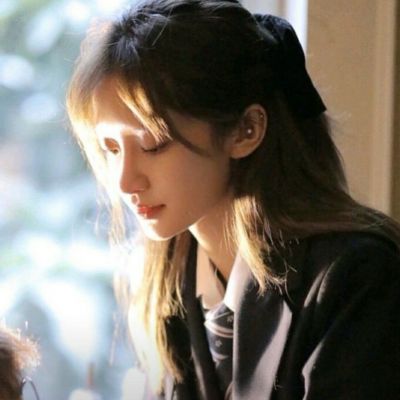 很精致的气质又很甜蜜的美女头像 爱你的人永远知道怎么爱你没有例外