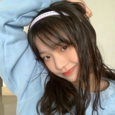 文艺又很意境的美女头像很高级 生活就是这样特别用力就特别容易疲惫