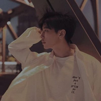 抖音清爽又很热门的好看男生头像 2023很酷的爆火的男生抖音头像