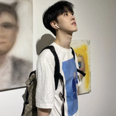 男生帅气头像真人头像小奶狗2023 好而长久的感情不仅需要聊天还需要见面