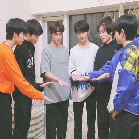 2023时代少年团图片全体帅照高清 没有期待的日子反而顺顺利利