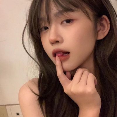 高质量女生抖音好看的涨粉头像 有机会见面的话就从一束花开始吧