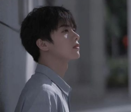 男生高冷到爆的签名2023 忍不住点赞的一款男生霸气签名