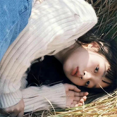 仙气飘飘开朗女头无水印2023 又等来了一个秋天啦