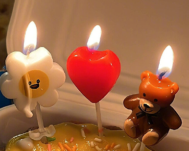 孩子十八岁成人礼父母鼓励的文案 父母对孩子十八岁成人礼寄语 孩子十八岁成人礼父母鼓励的文案 父母对孩子十八岁成人礼寄语