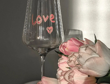 在朋友圈被夸回复别人的文案 回复朋友圈的夸赞评论句子 在朋友圈被夸回复别人的文案 回复朋友圈的夸赞评论句子