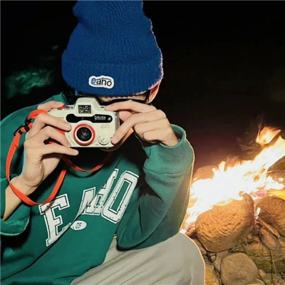 2023高清绝绝子的男生氛围感头像合集 就算路不坦荡也要做自己的太阳