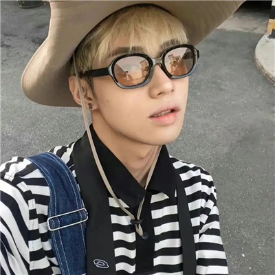 年轻有活力的男头真人气质满满 高端又很有活力的男头