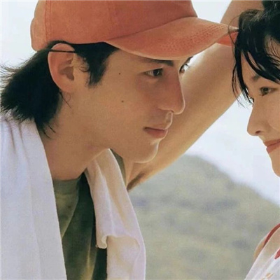 复古风情头真人唯美又气质 如果爱有实体我一定让你看见