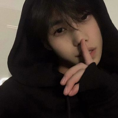 男生头像很酷2023最新版好看 好想一头扎进喜欢的人怀里哦