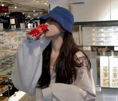 古灵精鬼的女生抖音网名能涨粉 2023不失俏皮的抖音昵称