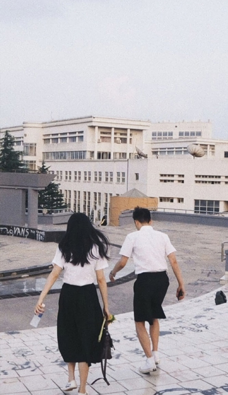 2023七夕双人情侣真人壁纸一对浪漫 白开水的淡日子里加的一颗糖