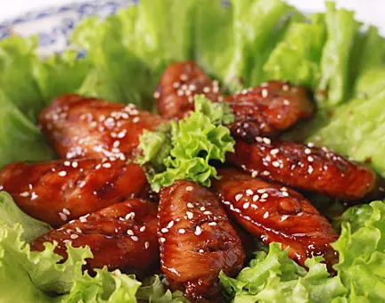 做美食成功的心情短语 晒自制美食的幸福文案 做美食成功的心情短语 晒自制美食的幸福文案