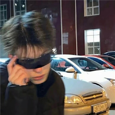 高级模糊感男头很洋气 随心所欲的生活更顺风顺水