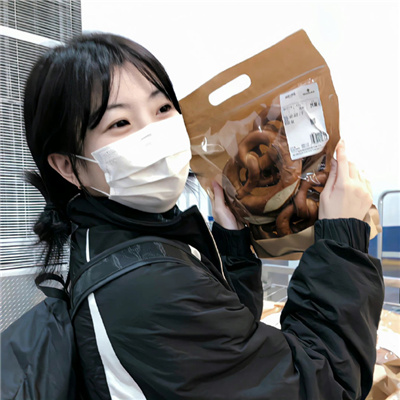 很酷的黑色系微信女头合集 又拽又高级的女头合集