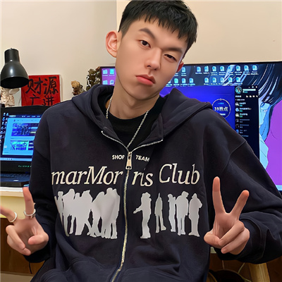 微信男头最新高冷气质型 慢慢来谁不是翻山越岭的去爱