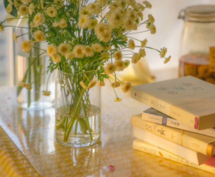 给自己买礼物发朋友圈的句子 自己送自己礼物的心情短句