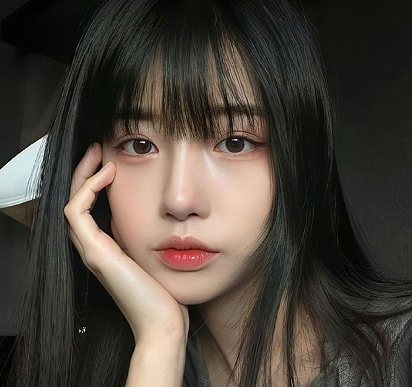 人间人爱的四字女生网名 一眼就好喜欢的女生昵称