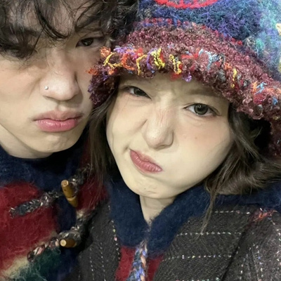 2023开心的情头一人一半 很幸福的情头真人合集