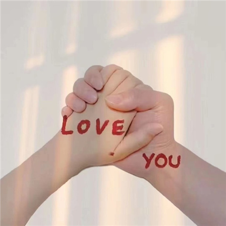 520晒跟对象合照的九宫格素材 最初是你最后是你最终也是你