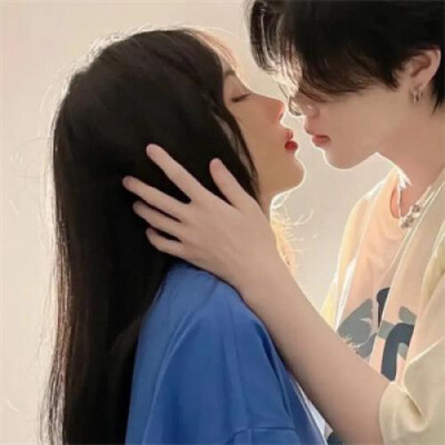 2023温柔相恋情头超幸福 很宠溺的情头最热门