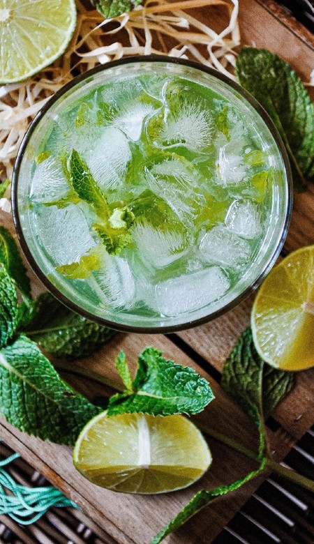 电子降温壁纸养眼舒心 给你和手机降降温的清凉壁纸合集