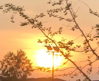 适合傍晚散步时的温柔文案 落日余晖的唯美短句 适合傍晚散步时的温柔文案 落日余晖的唯美短句