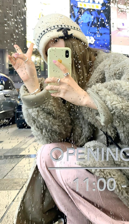 精选超养眼的壁纸很小众很甜 再遇见记得给我买束花