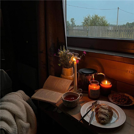 2023秋季发朋友圈浪漫配图 那就见一面吧在这浪漫的秋