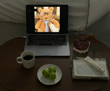 提醒自己清醒独立克制自由而不放纵的说说 让自己越来越优秀的通透短句