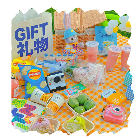 2024舒缓人心清新春季背景图亮眼 春风一吹头发丝都在开心